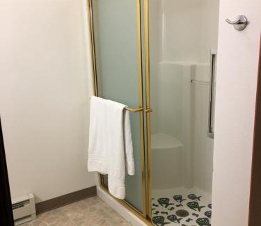 Kalispell Hotel | Greenwood Village Inn & Suites