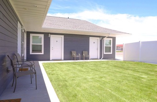 Heyburn Haus | Greystone Crossing Suite #8