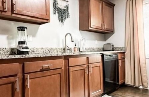 Grosse Pointe Wohnung | Grosse Pointe 3BR Lower flat