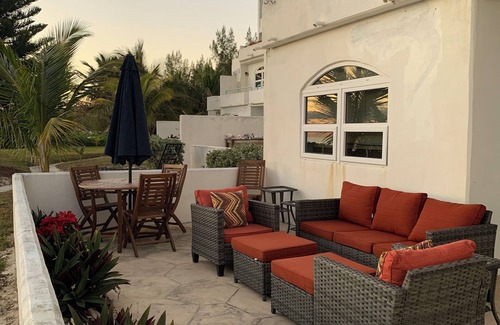 Bahamas Terrace Eigentumswohnung | Ground floor condo with private beach. Pet friendly