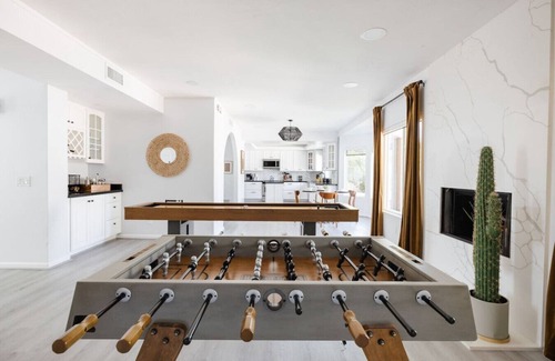 Sunset Ridge Haus | Amazing Scottsdale Large House Heated Pool/Spa!