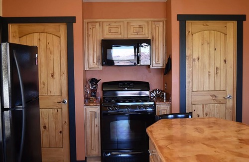 Moab South Valley Haus | Spektakuläre Ansichten Monatliche Vermietung; Das Gästnest mit 2 Schlafzimmern, inspirierend und erholsam