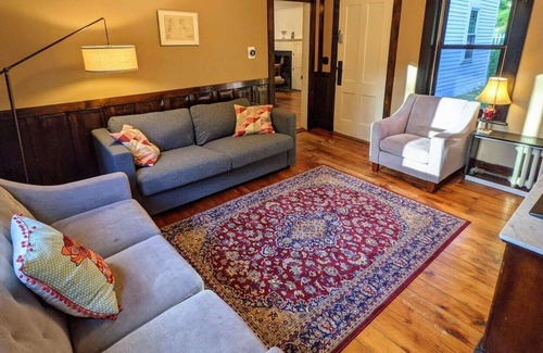 Middletown Haus | Guest pavilion in 1814 Historic Home in Middletown