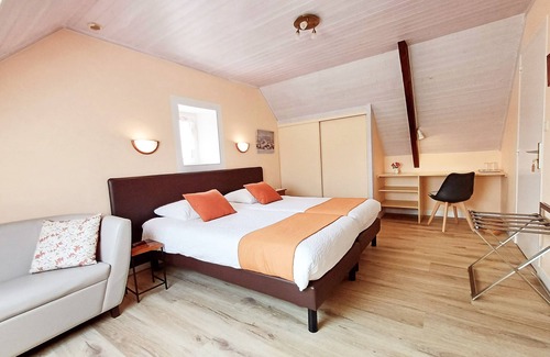 Mahalon Bed & Breakfast | Gästezimmer 2 von Kerantum mit gemeinsamer Terrasse, gemeinsamem Garten und WLAN