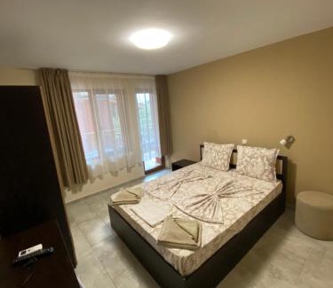 Ezerets Haus | Guest Rooms Wild Duck
