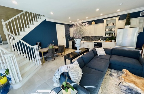 North Bellport Haus | Guesthouse duplex apartment with gorgeous pool & gardens!