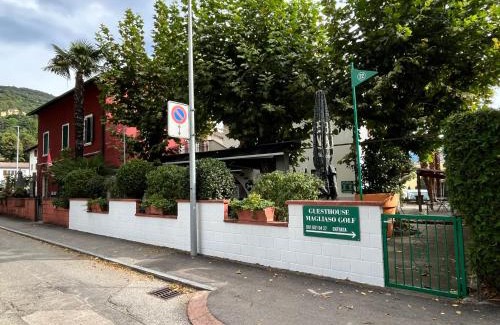 Magliaso Haus | GuestHouse Magliaso Golf Station by LR - self check in