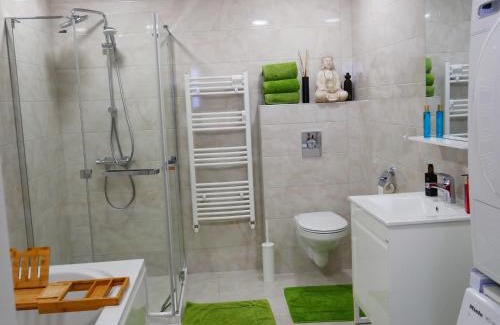 Karlovo Haus | GUESTHOUSE MARIA/КЪЩА ЗА ГОСТИ МАРИЯ/GÄSTEHAUS MARIA