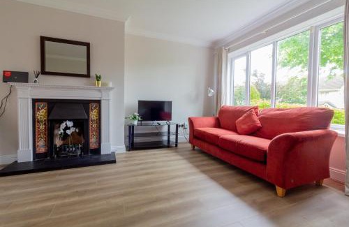 Leopardstown Haus | GuestReady - A charming place near Golf Centre