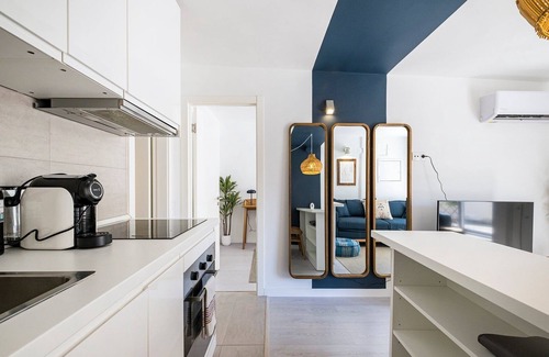 Parede Wohnung | GuestReady - Blue Straw in the heart of Parede
