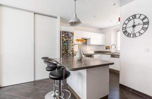 Centre Haus | GuestReady - Bright Haven with private courtyard