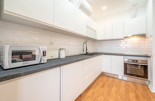 Santa Engracia Wohnung | GuestReady - Captain's residence near Água museum