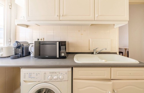 Sao Jorge de Arroios Wohnung | GuestReady - Charme Rouge Lisbon