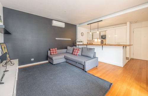 Martires Wohnung | GuestReady - Contemporary studio in Chiado
