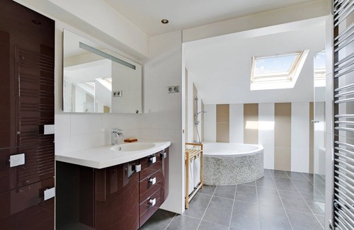 Bagnolet Wohnung | GuestReady - Family-Friendly Luxury in Bagnolet