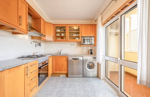 Palmela Haus | GuestReady - Golfe Montado 3