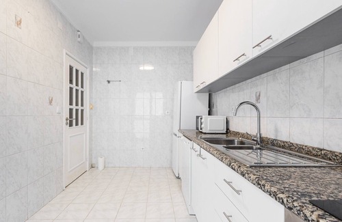 Santa Marinha Wohnung | GuestReady - Hospitality Atrium - Leite Residence