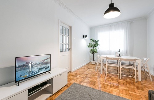 Santa Marinha Wohnung | GuestReady - Hospitality Atrium - Leite Residence