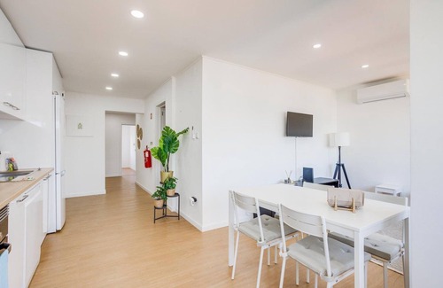 Sao Sebastiao Wohnung | GuestReady - Modern charm in Setúbal