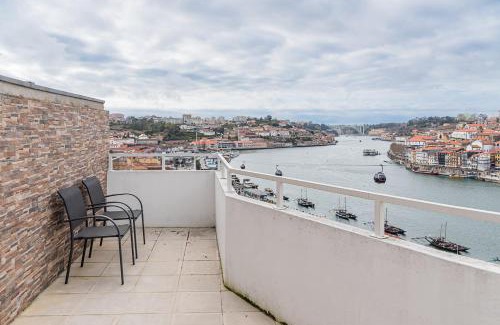 Santa Marinha Haus | GuestReady - Riverview Douro Terrace