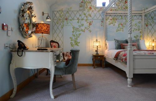 Icklingham Hotel | Guinness Arms