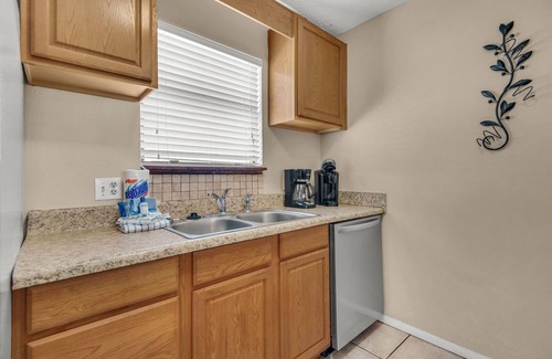 Sugar Beach Haus | ⭐Gulf Front Complex with Community Pool-Santa Rosa Sound-2BR Sugar Beach D-13⭐