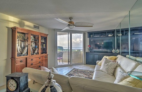 Hudson Wohnung | Gulf-View Hudson Condo in Waterfront Resort!