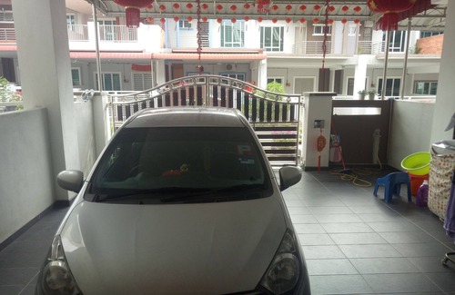 Sungai Siput Haus | H o m e w i t h u s. F a m i l y f e l i n g s.