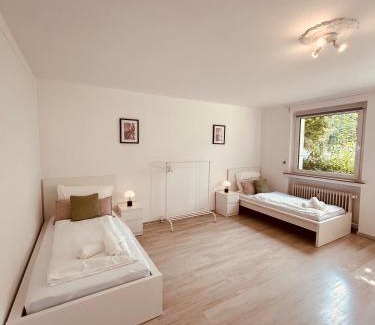 Lotte Wohnung | H6 XL I EG I Balkon I Küche I Wasch I 6P I Smart