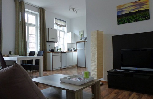 Neustadt an der Weinstrasse Wohnung | HAARDTER WINZER (Whg. 2) renoviert und liebevoll dekoriert "Palzcard-Partner"