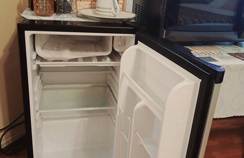 Lawrenceville Haus | Habitación con baño privado