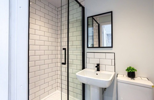 Bolton Haus | Hacken Lodge - 3 bed house on the edge of the Moses Gates Country Park