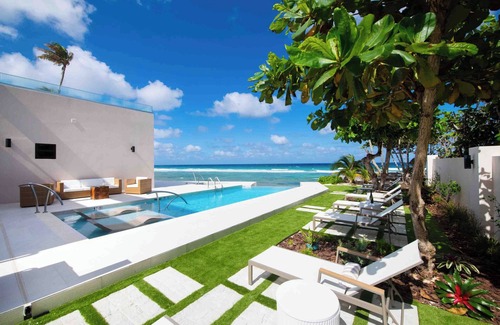 Old Man Bay Haus | Halcyon Point: New Luxurious Oceanfront Villa w/ Pool, Spa + Tanning Terrace