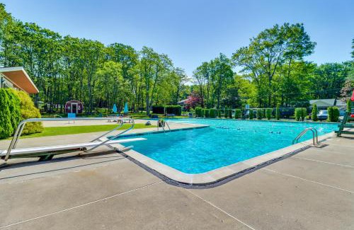 Jim Thorpe Haus | half Mi to Bear Creek Lake Gem with Fire Pit!
