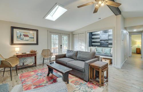 Jim Thorpe Haus | half Mi to Bear Creek Lake Gem with Fire Pit!