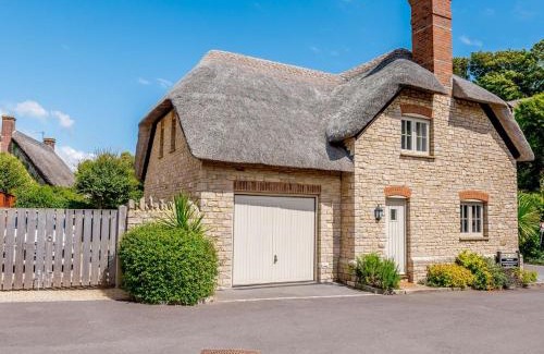 West Lulworth Haus | Hambury House