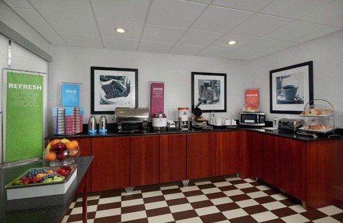 Austintown Hotel | Hampton Inn by Hilton Youngstown-West I-80