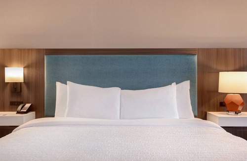 Orland Park Hotel | Hampton Inn Chicago Orland Park