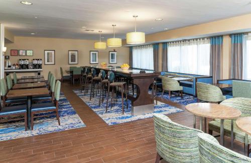East Lansing Hotel | Hampton Inn East Lansing