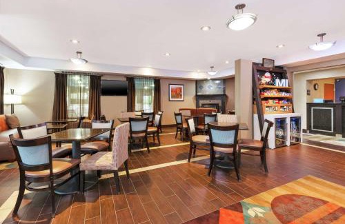 Monroe Hotel | Hampton Inn Monroe