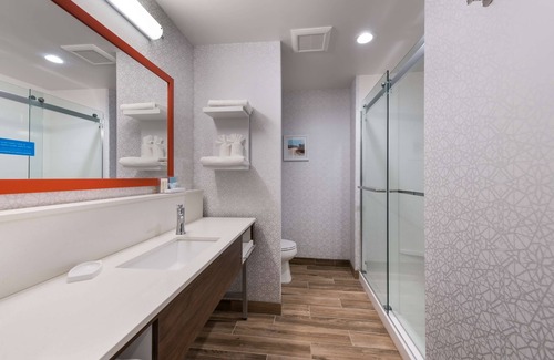 Niles Hotel | Hampton Inn Niles