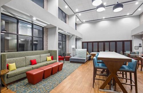 Selma Hotel | Hampton Inn Selma