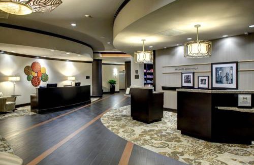 Historic Downtown Baton Rouge Hotel | Hampton Inn & Suites Baton Rouge Downtown