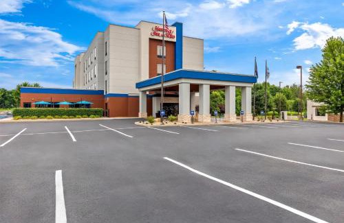 Mercer Hotel | Hampton Inn & Suites Grove City