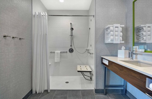 Doctors Inlet Hotel | Hampton Inn & Suites Middleburg