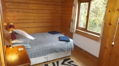 Evesham Haus | Hand built log cabin at Avonvale Holiday Lodges