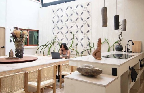 Centro Haus | · Handmade in Oaxaca · A/C · Patio · Rooftop ·