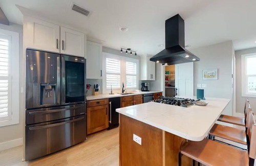 Mexico Beach Haus | Happy Ours with Elevator – Rooftop Views & Beach