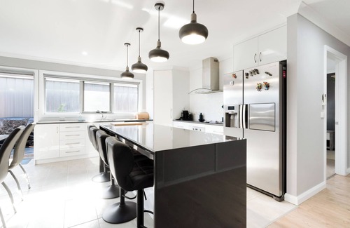 East Devonport Haus | Happy Tails Devonport