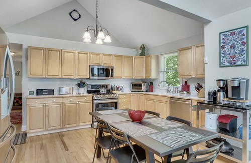 Rolling Prairie Haus | Harbor Country-Rolling Prairie Retreat on 7 private wooded acres w/heated pool